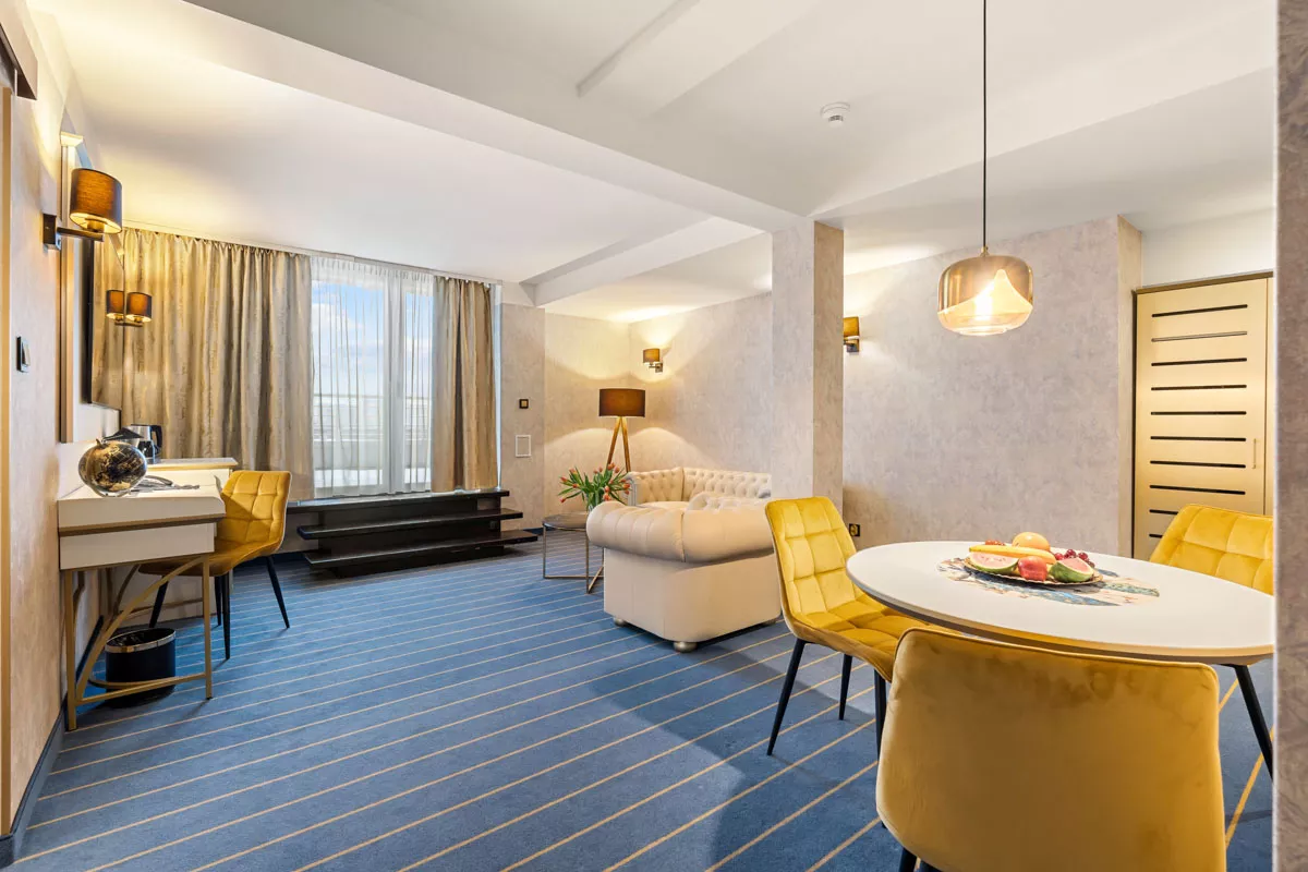 483b4b26777c7020e759d1489988cacf627d99b28d281c514c51807e128a0d71 mata tour