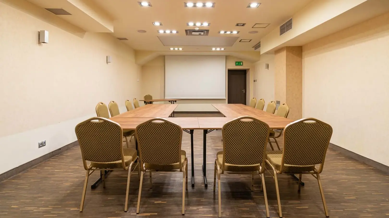 co to jest konferencja